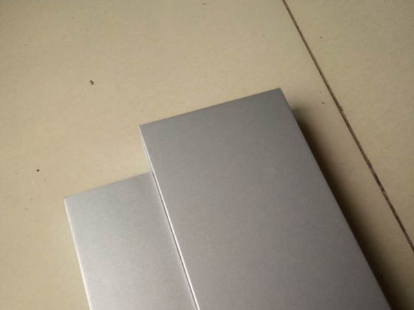金屬氟碳保溫裝飾一體板3